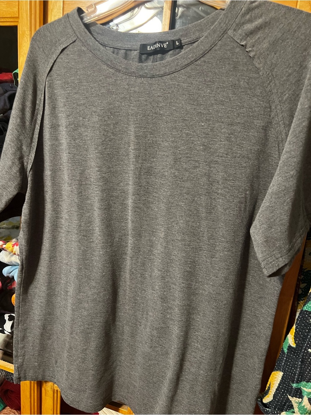 Woman’s  Crew Neck Short Sleeve Shirt - Gray